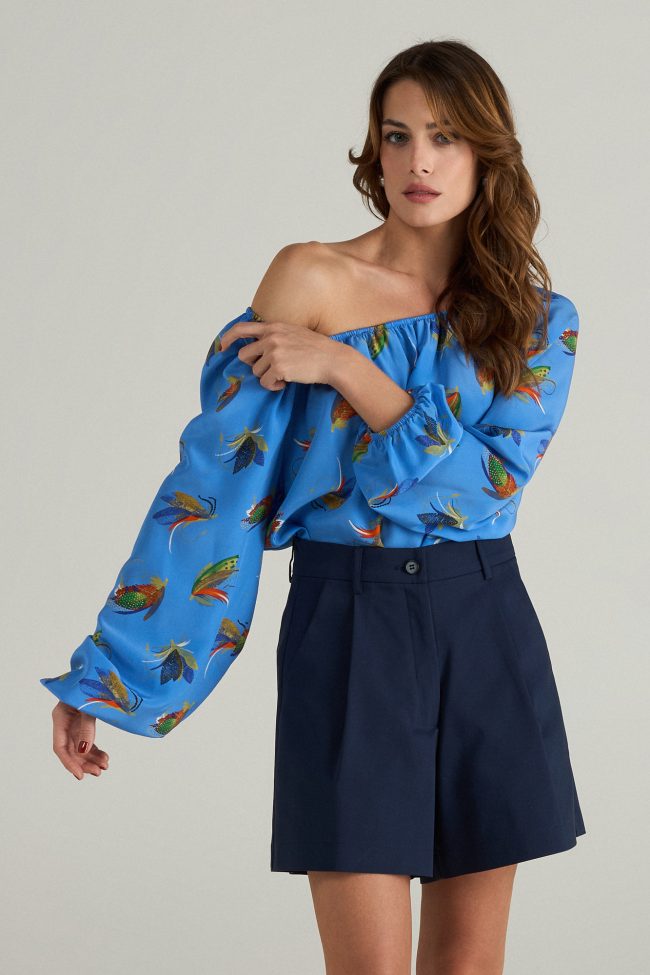 Midnight Navy Tailored Shorts from the SS25 collection by Flicka Athens – elegant navy shorts with a structured fit, styled with the Breeze Blouse.